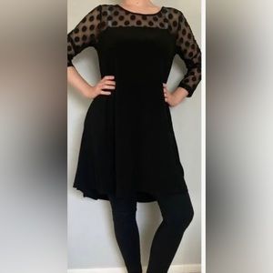 NWT NINA LEONARD BLACK DRESS .